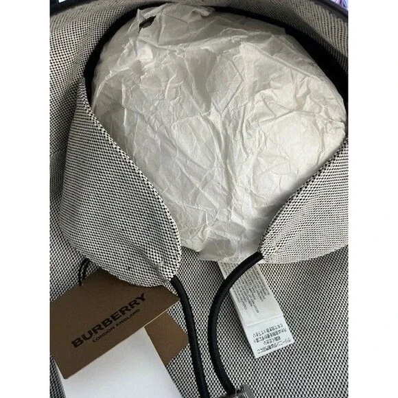 Burberry Ladies Logo-Print Fisherman Bucket Hat NWT Retail $770 - Picture 5 of 6